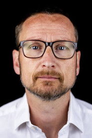 Pieter Jouke is Self - Barman/Comedian