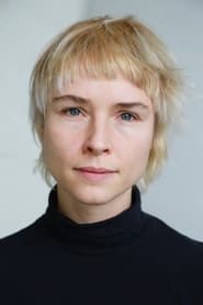 Fine Belger as Karola Baumann