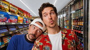 Jay & Silent Bob Reunite While Snack Shopping