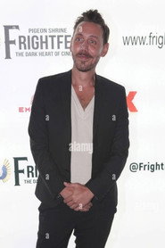 Constantin Symsiris 2000x3000