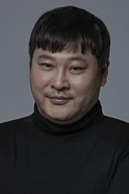 Profile picture of Choi Moo-sung who plays Hwang Yong-soo