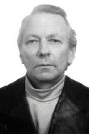 Aleksandr Khmelik 300x450