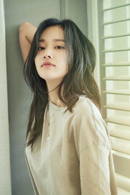 Jeon Jong-seo 559x839