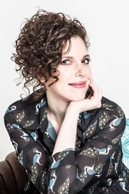 Profile picture of Natalia Klein who plays Verônica