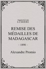 Remise des médailles de Madagascar
