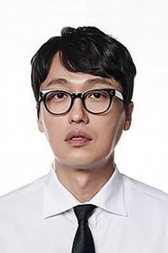 Bae Ho-geun as [Chief researcher]