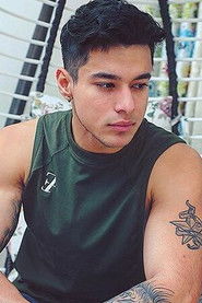 Pratik Sehajpal photo 2