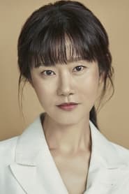 Profile picture of Heo Ji-na who plays Yu-rim's mother