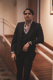 Mario Mendoza is Metido del bar