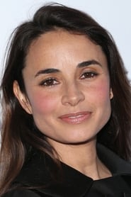 Mia Maestro headshot