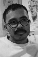 Angelo Dolojan as Kasama Waiter