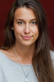 Laura Lénárdt as Anett