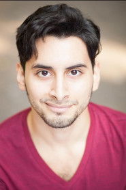 Robert Ariza as Nerdy Contestant