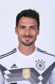 Mats Hummels as self