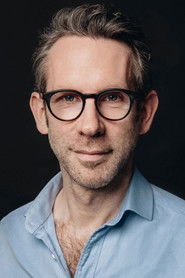 Matt Jamie as Anaesthetist