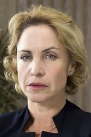 Katerina Jacob as Hilde Schöffinger