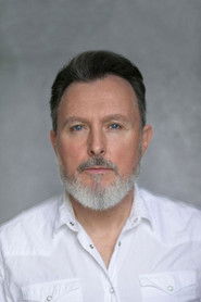 Portrait de Andrew Dickens