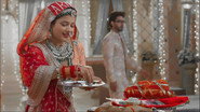 Abhira awaits meeting Maira