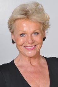 Gisela Kovach as Suzanna