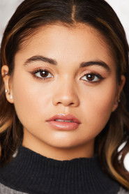 Siena Agudong as Dallas Bryan