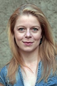 Monika Zoubková as recepční