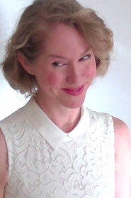 Debra McCabe 533x800