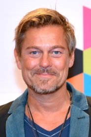 Niclas Wahlgren as Karl-Bertil