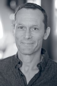 Måns Herngren as Jens