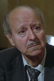 Arny Freeman as Leo Kahn