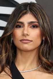 Mia Khalifa photo 4