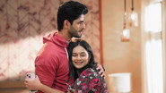 Abhira accepts Roop's offer
