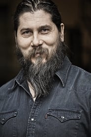 Kalle Hennie as Viking