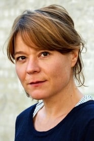 Julia Schmidt as Silke Bucholz