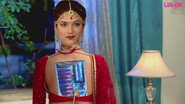 Karanvir Learns Rajni's Secret