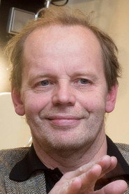 Hendrik Toompere Jr. 562x843