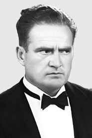 Richard Alexander is Pete Daley (uncredited)