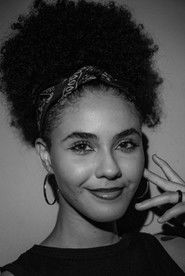 Ray D’Albuquerque is Beatriz Fernandes