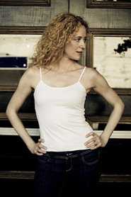 Nadine Wright 666x1000