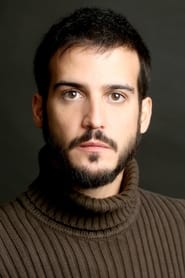 Samuel Viyuela as Ricky Campos