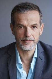 Armin Marewski as Guy Perrin