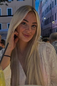 Demi Reuvers portrait