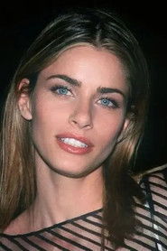 Amanda Peet photo