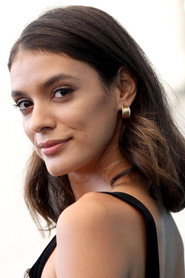 Laysla De Oliveira