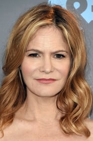 Jennifer Jason Leigh