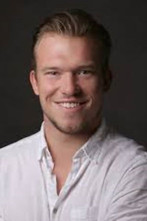 Iván Orsányi as Petrov's Lead Bodyguard