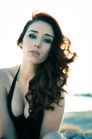 Najarra Townsend 2000x3000