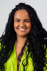 Carol Haber as Débora in Fogo nos Macacos