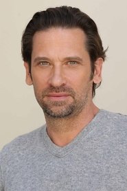 Roger Howarth as Bill Thornton