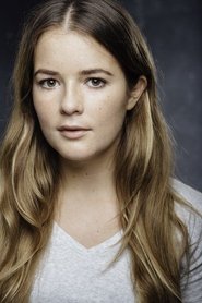 Abby Rakic-Platt as Nicky Warren