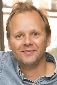 Tomas Villum Jensen is Peter